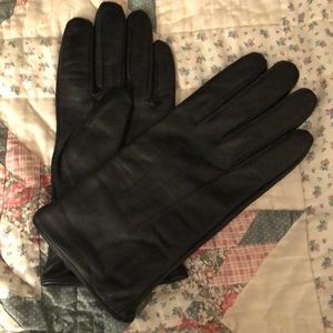 Women’s Leather Gloves